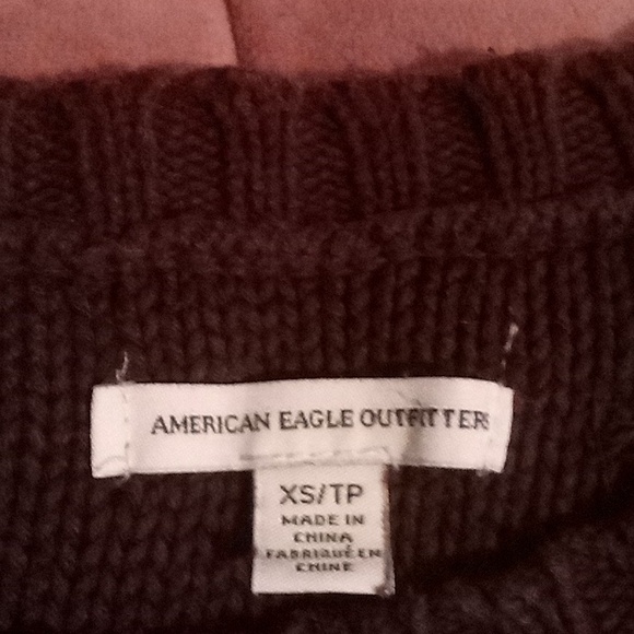 American Eagle Outfitters Burgundy knitted sweater  XS - Picture 2 of 2